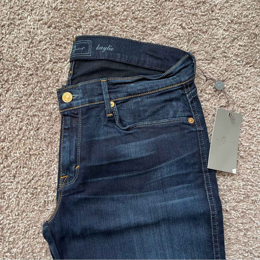 NWT 7 For All Mankind Kaylie Jeans size 32 - Picture 3 of 9